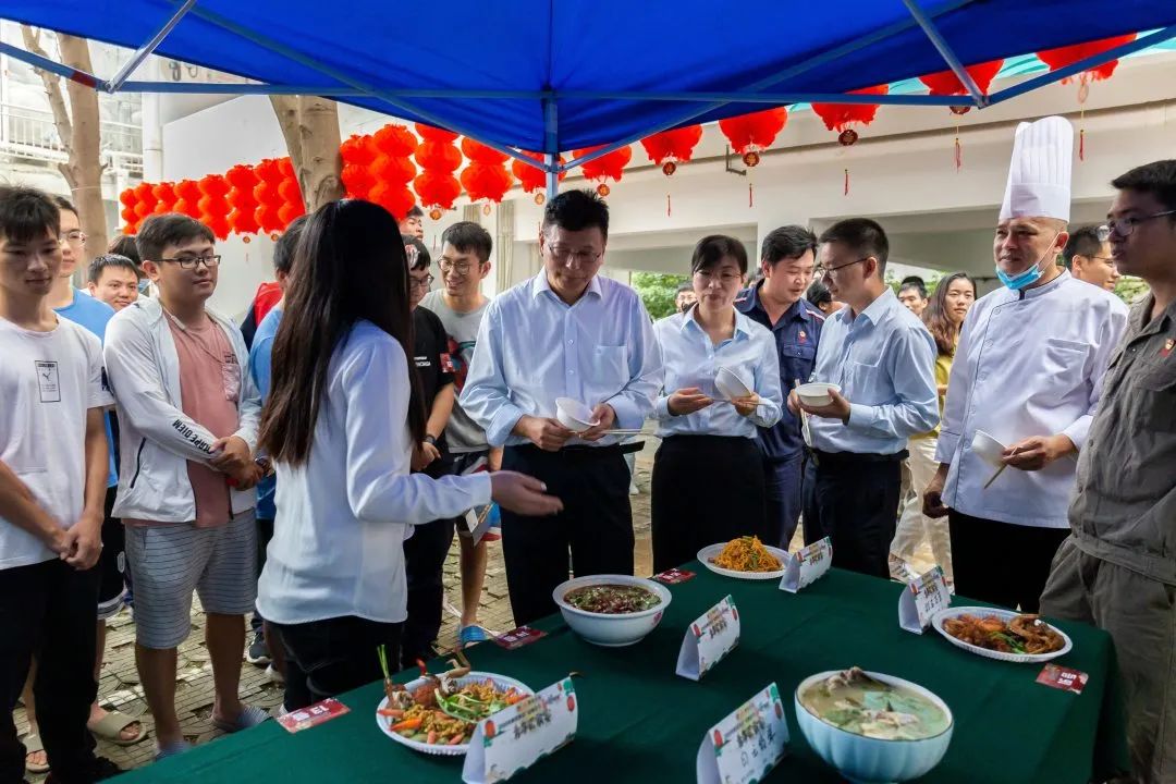 1348247816379580418.jpg 1348247816379580418.jpg